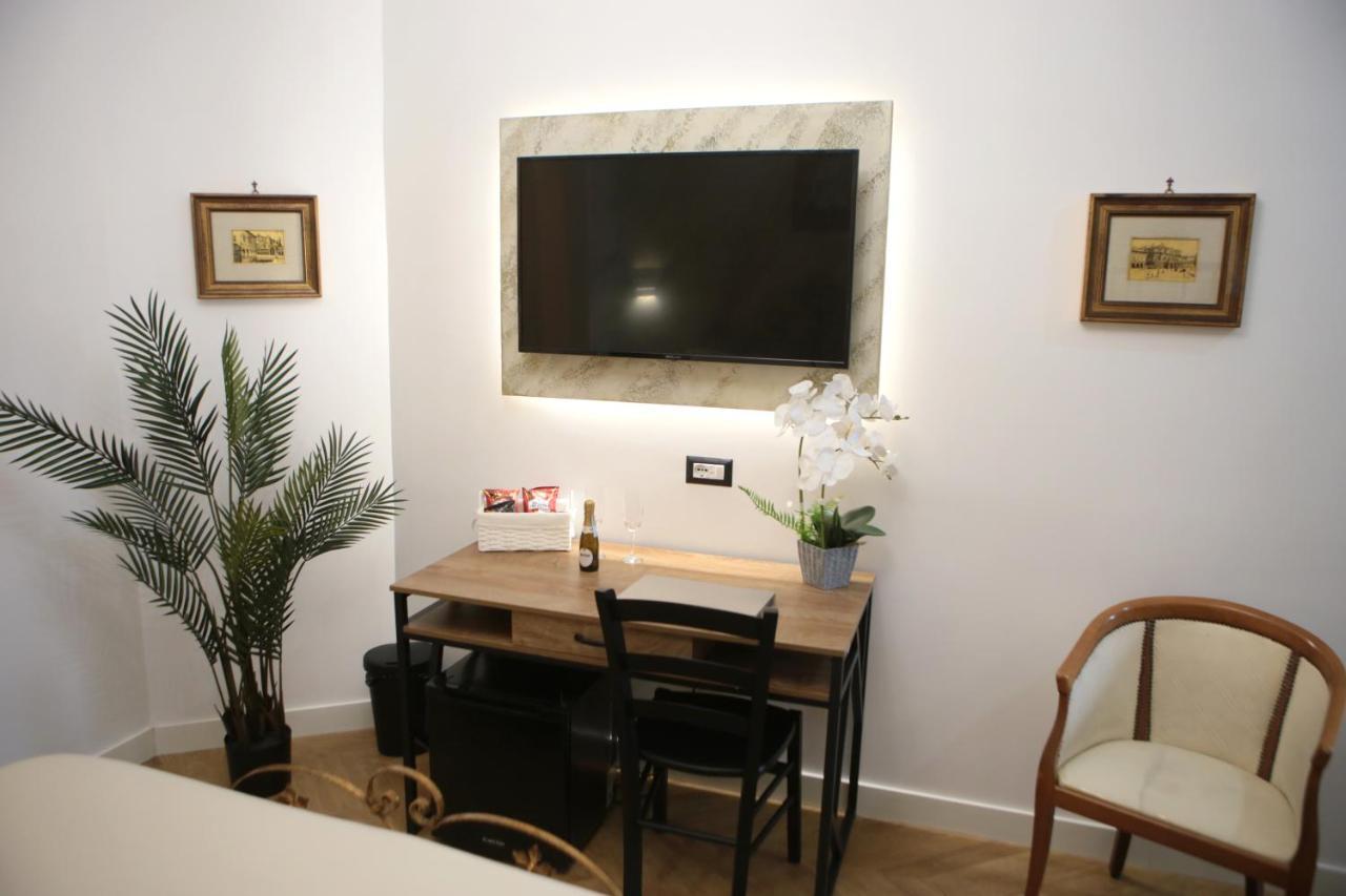 Roma Imperial Suites Bagian luar foto